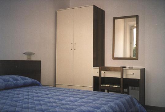 Bed & Breakfast Bompadre Civitanova Marche Ruang foto
