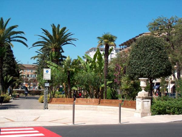 Bed & Breakfast Bompadre Civitanova Marche Bagian luar foto