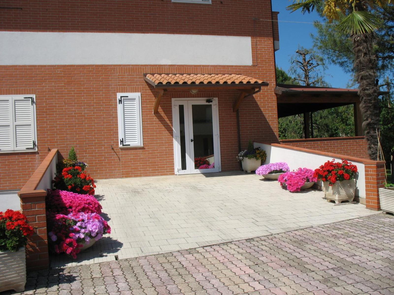 Bed & Breakfast Bompadre Civitanova Marche Bagian luar foto