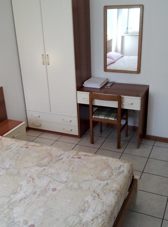 Bed & Breakfast Bompadre Civitanova Marche Bagian luar foto