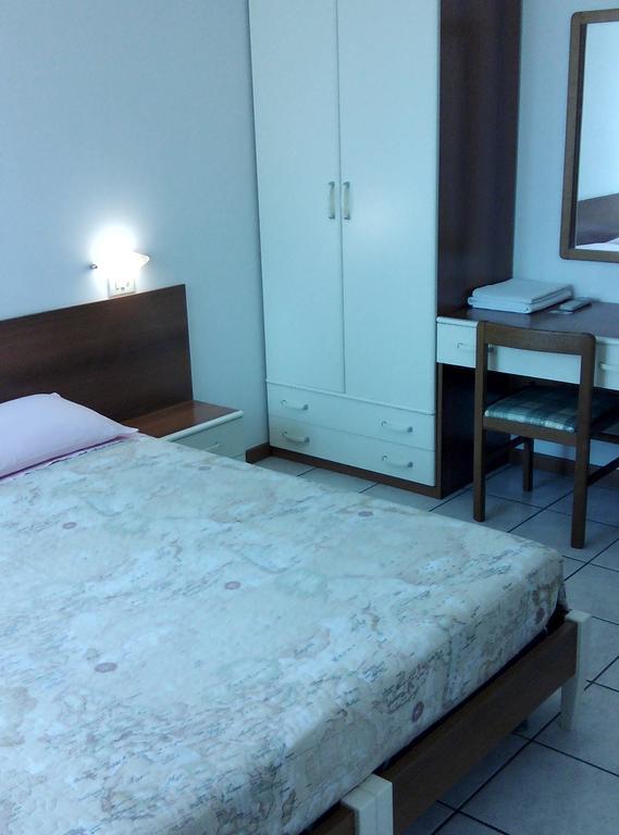 Bed & Breakfast Bompadre Civitanova Marche Bagian luar foto