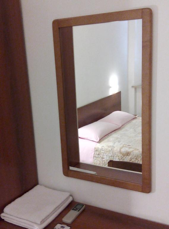 Bed & Breakfast Bompadre Civitanova Marche Bagian luar foto