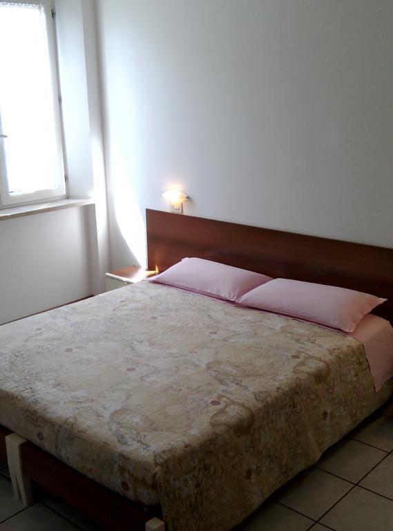 Bed & Breakfast Bompadre Civitanova Marche Bagian luar foto